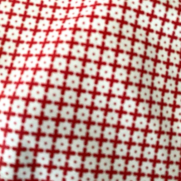 Spring Shop Dolly Parton Red Hatch Geometric Kitchen Towel Set 2 Dish Towels - Picture 5 of 5